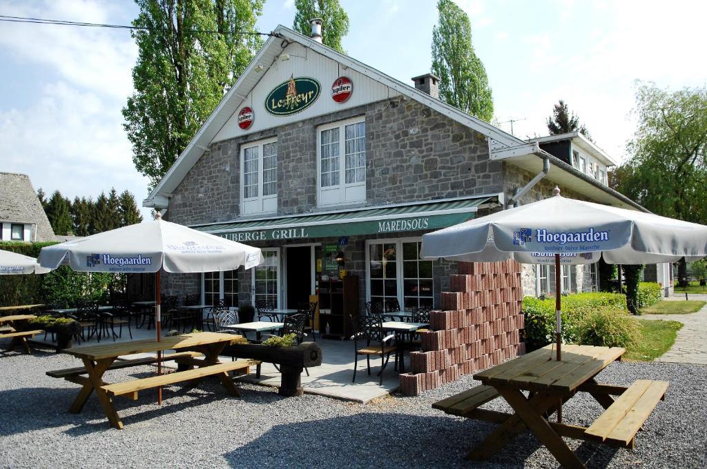 Bed En Breakfast Le Freyr 디넝 외부 사진