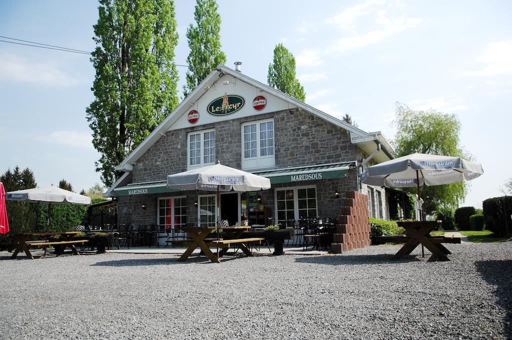 Bed En Breakfast Le Freyr 디넝 외부 사진